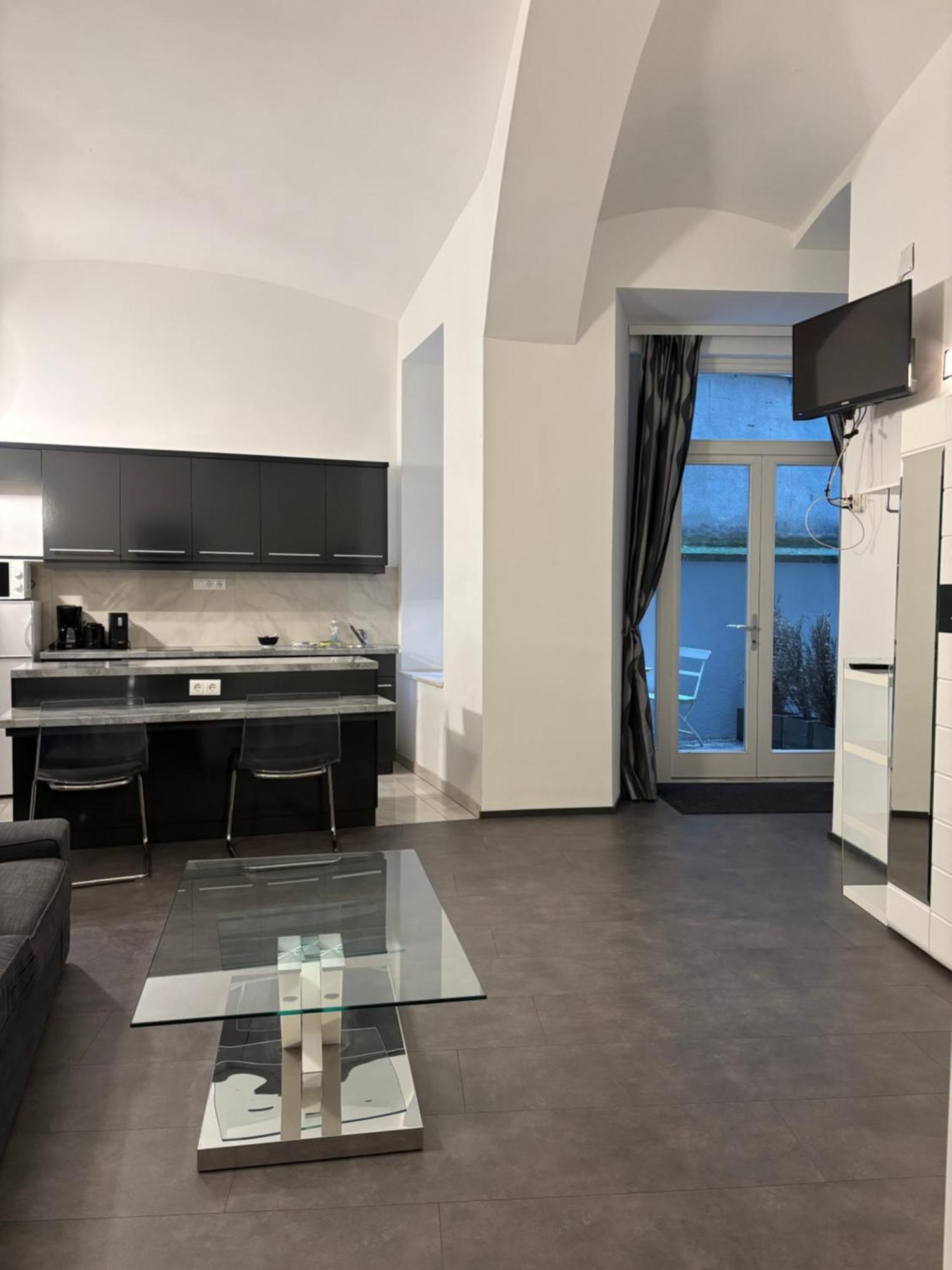 Carlton Suites Viyana Dış mekan fotoğraf