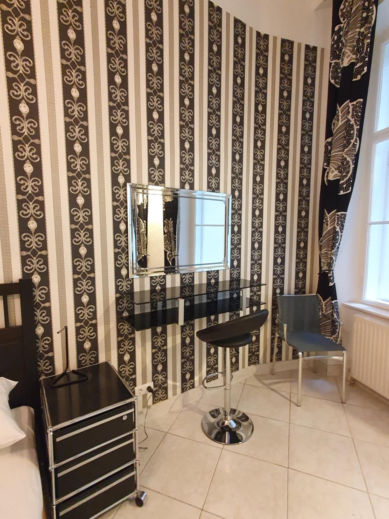 Carlton Suites Viyana Dış mekan fotoğraf
