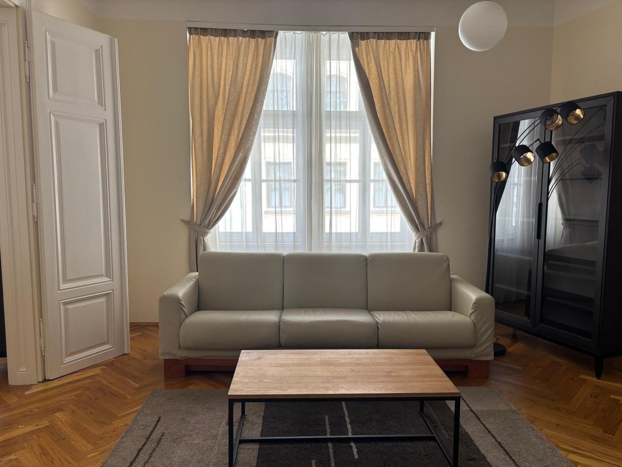 Carlton Suites Viyana Dış mekan fotoğraf