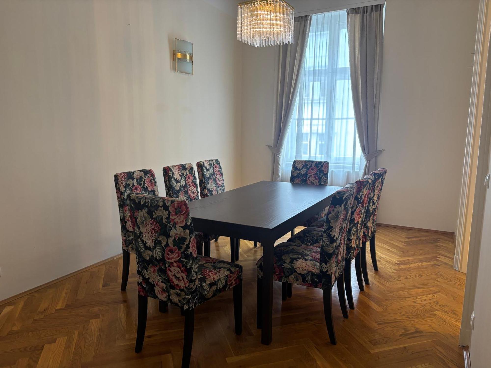 Carlton Suites Viyana Dış mekan fotoğraf